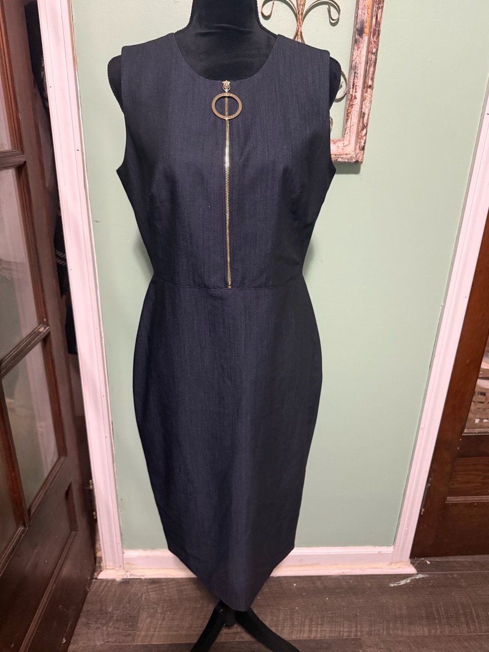 Calvin Klein Sleeveless dark blue sheath zip front Dress Sz 10